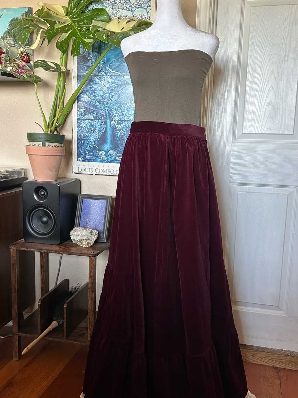 vintage 1970s Gunne Sax burgundy velvet prairie maxi skirt size 13